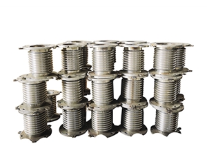 發(fā)動(dòng)機(jī)中冷管